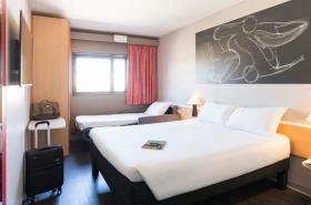ibis Besançon Centre la City - photo 19