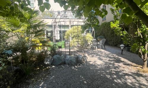 Logis Hôtel Victor Hugo & Spa - photo 2